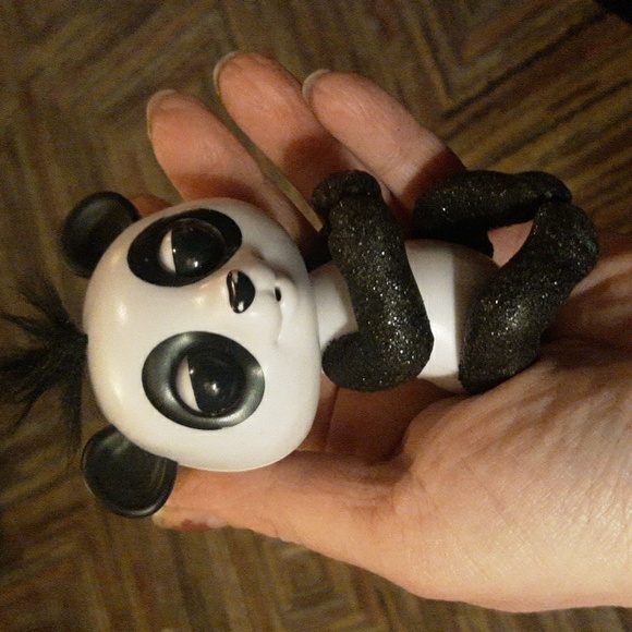 2 fingerlings with playset - Picture 8 of 8